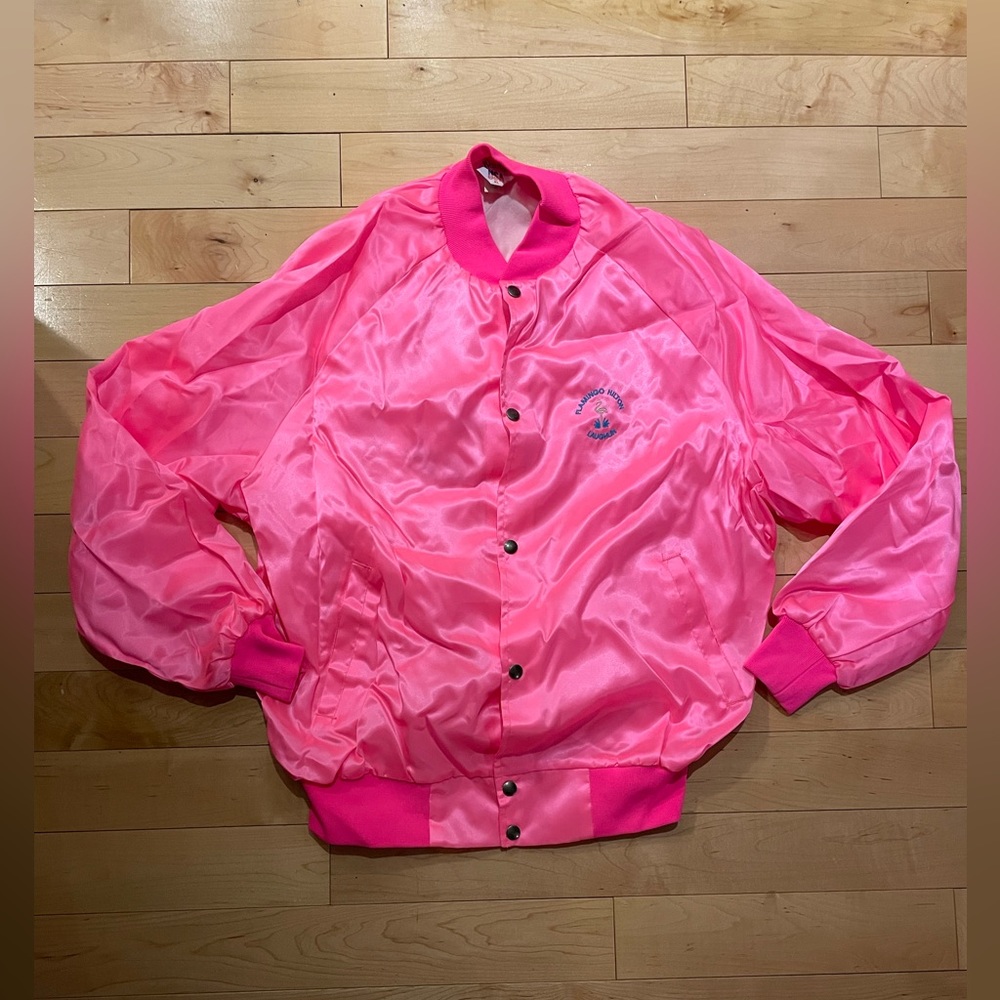 VINTAGE FLAMINGO HILTON LAUGHLIN BOMBER JACKET PINK MADE IN USA